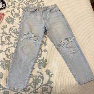 Zara || High Waisted Straight/Wide Leg Jeans